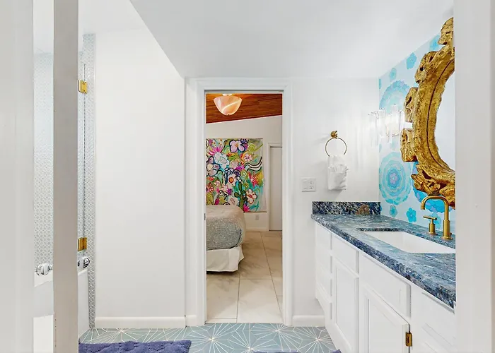 Lounge Poolside: Gem W/ Game Room! * Scottsdale